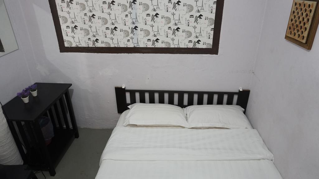 Heritage Sixteen 2* George Town