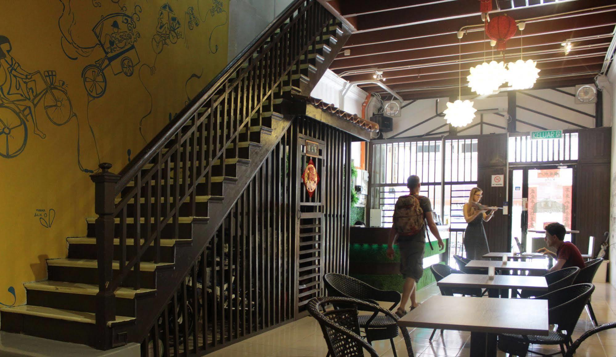 Heritage Sixteen Guest house 2*